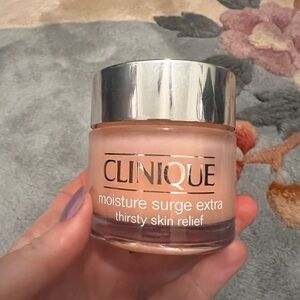 Clinique Moisture Surge Extra Thirsty Skin Relief - Peach with Silver Lid